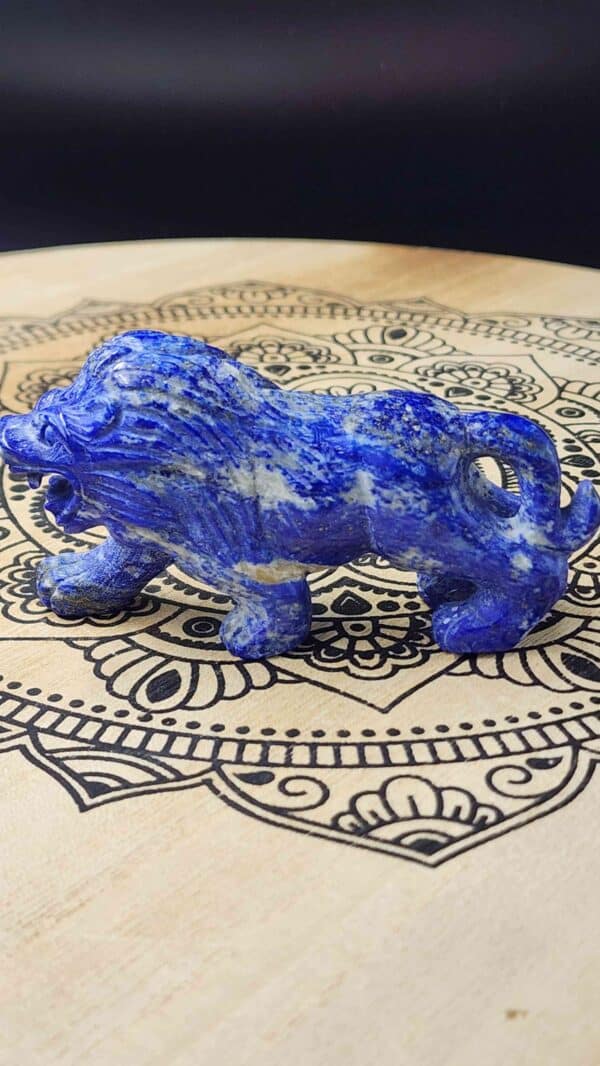 Lapis Lazuli Crystal Lion - Image 3