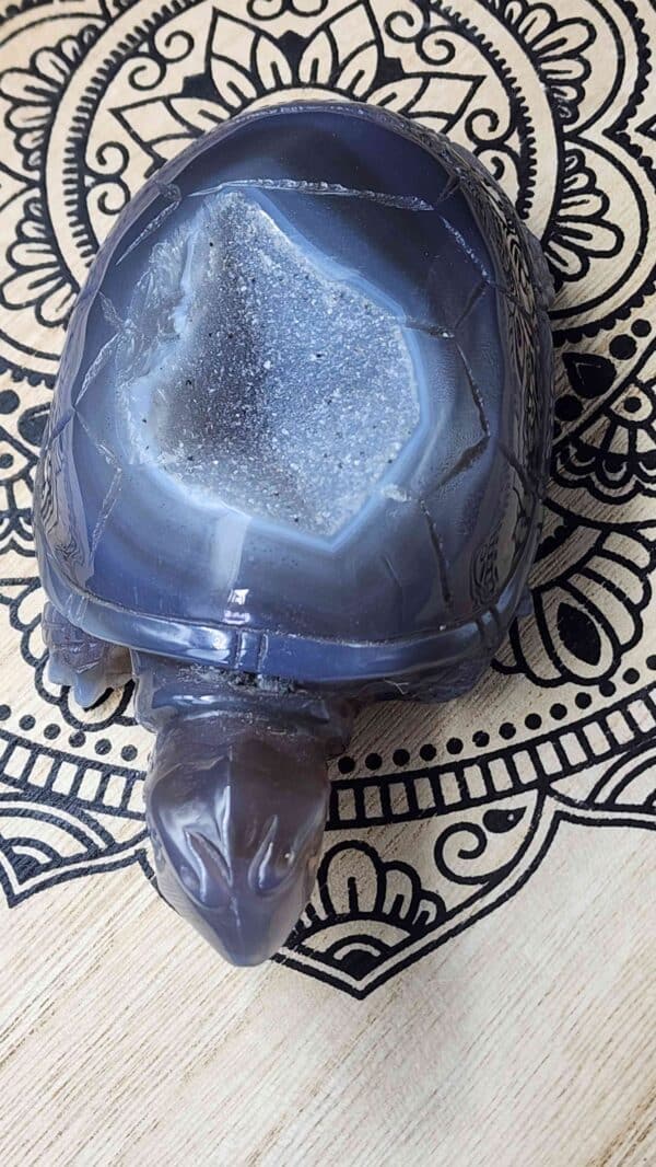 Hand carved Agate Crystal Cluster Turtle - Image 3