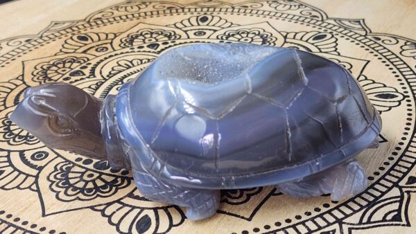 Hand carved Agate Crystal Cluster Turtle - Image 2