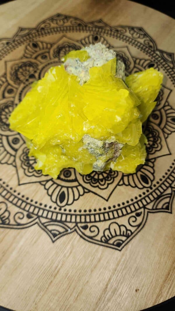 Crystal Sulphur Cluster