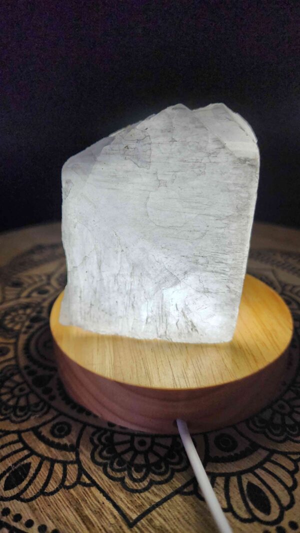 Apophyllite Crystal Lamp