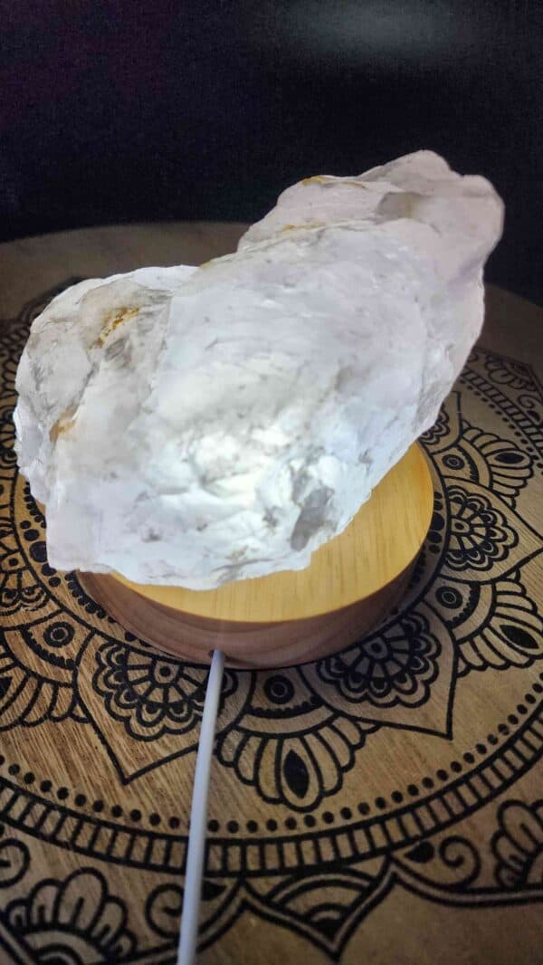 Lavender Rose Quartz Crystal Lamp - Image 2
